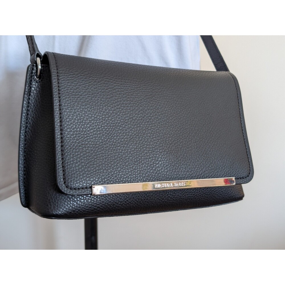 NWOT Michael Kors Evelyn Medium Crossbody Flap Bag Black Silver Hardware Leather - Picture 3 of 12